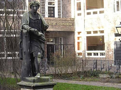 Wij organiseren het 125e lustrum van het Stedelijk Gymnasium Haarlem dat 6 juni 2015 zal plaatsvinden