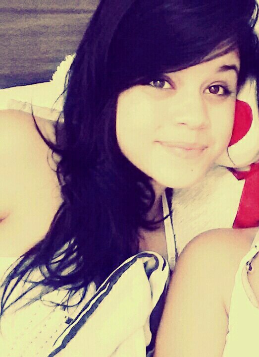 14 anos :v e amo dançar [] ♡[] ♡