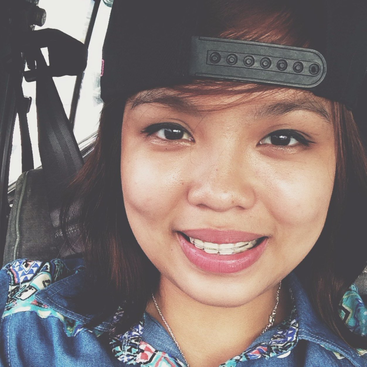 charmiipadd's profile picture. Paconian | Lasallian | Software Engr Analyst | i'm the girl who can't be moved.
