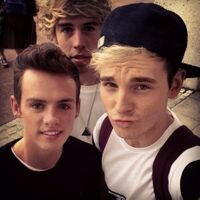 BaseMusicFrance's profile picture. Official french page of the boyband Base. Met the boys on August . 4/4 followed. ♥  
 Follow @BaseMusicWorld , @Myk_Gorse @Ben_Weeden and @Ross_Base