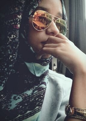 Just ordinary girl