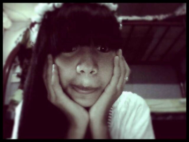 Panggil ae gua neng nika hihi ;;)♥