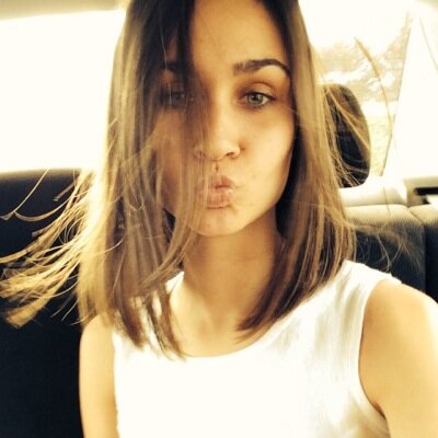 Ellka1's profile picture. make love, not war