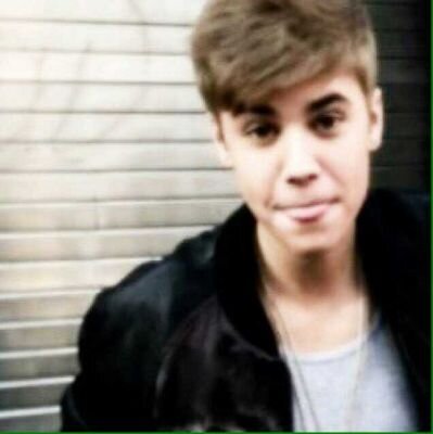 Justin Bieber is my everything ♡♡♡ Ask for follow back ;)