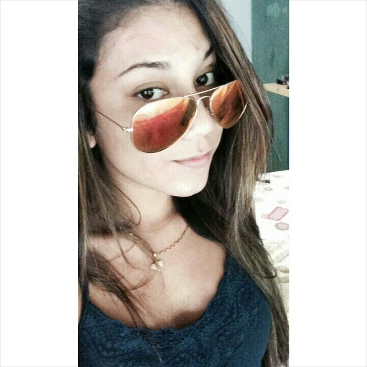 Que vire tradição acordar todos os dias com o coração leve, sorriso nos lábios e vontade de espalhar coisa boa por ai.