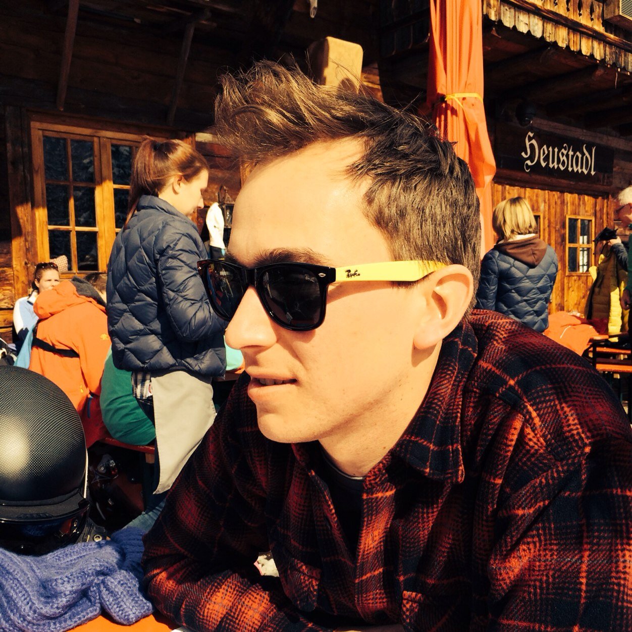 Grumbum's profile picture. Grey Atticus Fox Grumbridge. 17/11/19 - 08/12/19 https://t.co/31KEGJQARg