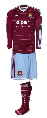 All the gossip revolving around West Ham as soon as we get it from Transfers to latest scores etc ...