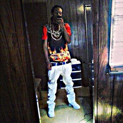 LILCHAIN
ALTGELD GARDENS DIRTY 130$.
AAU BE THE SQUADD CAUSE ITS ALL ABOUT US BITCH.. TURNUP.. MEANWHILE ITS JUST MONEY, CLOTHES, AND HOES. FMOI @lilchain_130