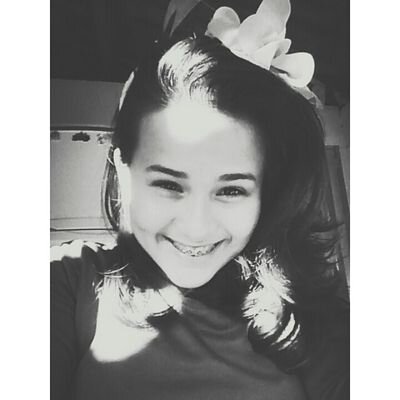 Melhores coisas da vida: comer, dormir, sonhar :) Segue, Sdv :)