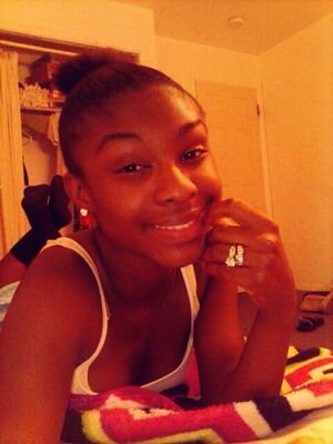 19 years young, heading to college this fall, huge fan of keke Palmer, and just a straight BOSS!!!
