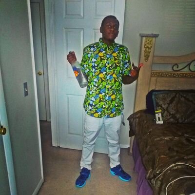 follow me in instagram @gge_lil_barbee