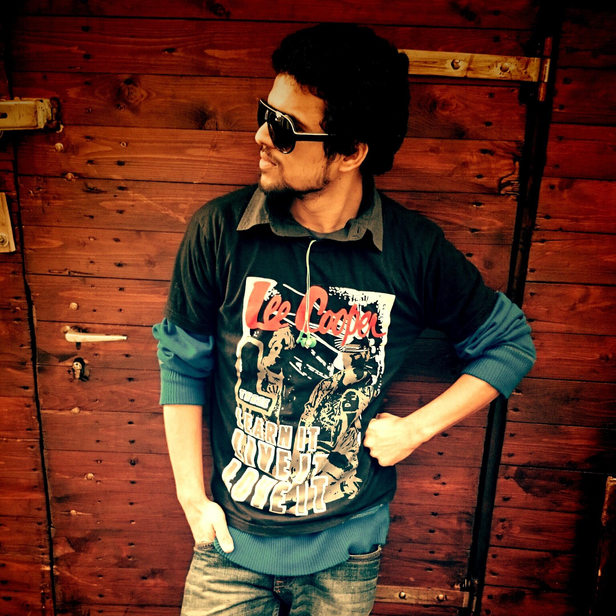Researcher. Dancer. Memeholic. Punist.