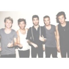 PLEASE FOLLOW MY MAIN ACCOUNT @UNITEDHES JUST ASK FOR A FOLLOW BACK, THANK YOU X