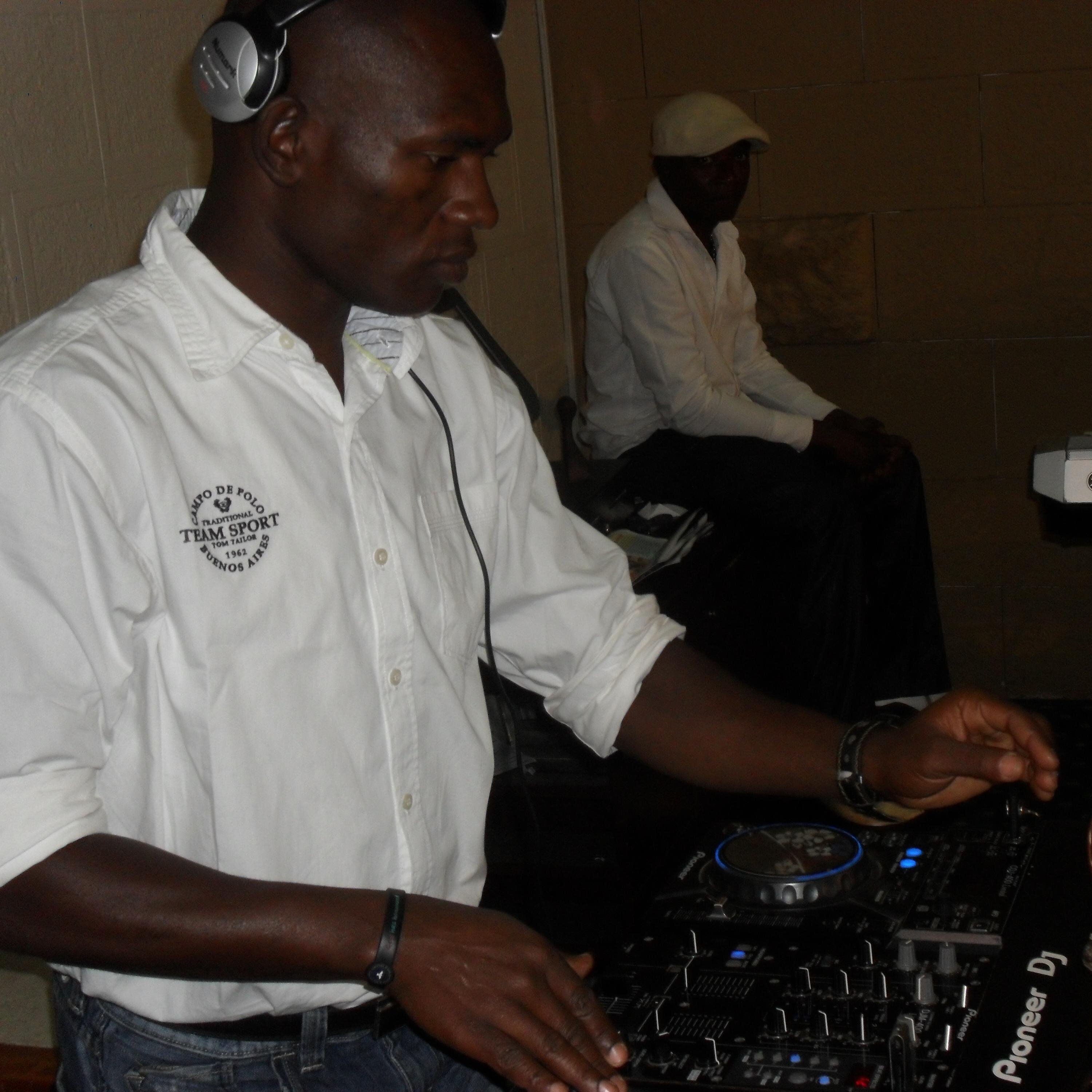 EVENT MANAGER,DEEJAY, ENTERTAINER,  PRESENTER , CONCEPT STRATEGIST.                                         
 FOR CONTACT :+2348189359212, 08139734005