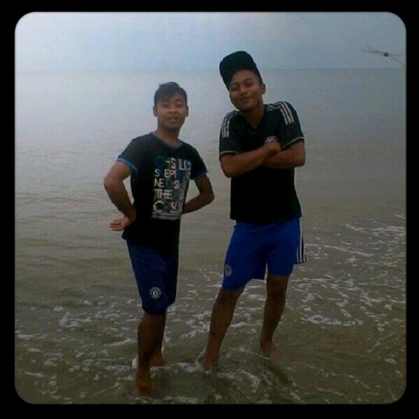 kholis_noerr's profile picture. 