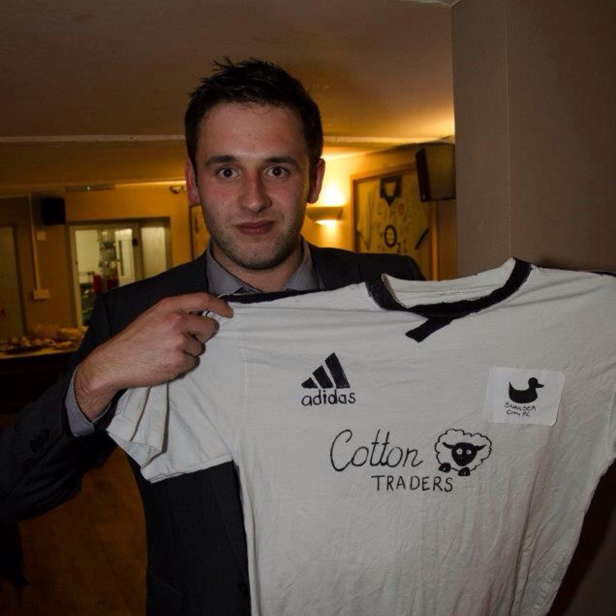 thatcher_daniel's profile picture. Snapchat - thatch89
Instagram - thatch125