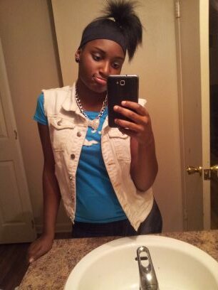 oldest of 4, i speak my mind, i love to talk