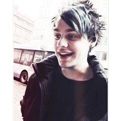 I gave you a free follow so follow @damnastxn for me please