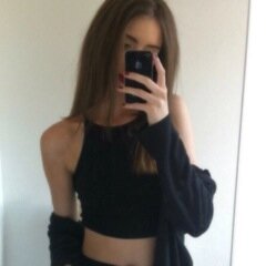 cryingwinter's profile picture. i dont know what to feel lol