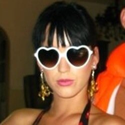 lukesquina's profile picture. katy's boobs better than you bitch