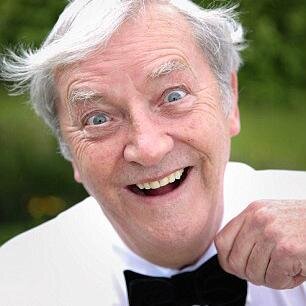 I'm George Valentine a gag writer & hold the World records for the shortest joke. Obesity Cures Wrinkles and 62 Gags in a minute writer of 240,000 One Liners.