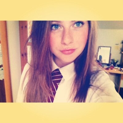 GirlBritish14