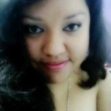 Bella_Lilazul's profile picture. εїз..Åprênðërås å vålørãr mî prêsëncîå, cuånðø mî åusêncîå, ên vêrðåð të ðuëlå..εїз