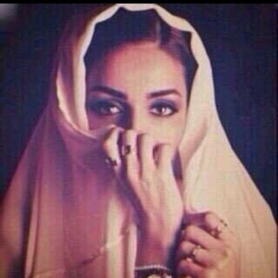 ما زلت حيًا وأؤمن بأني سأجد الطريق يومًا ما إلى ذاتي، إلى حلمي، إلى ما أريد ❤ اللهم سخر لي عبادك الطيبين يدعون لي ولاينسوني بالخير والذكر الحسن