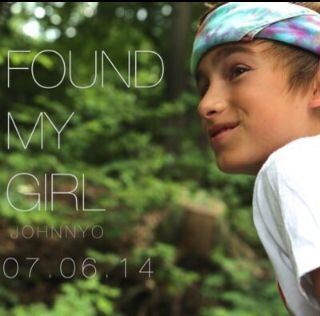 fan of mattyb // dutch // 13 years old // JohnnyO // Johnny followed 7/9/14 and fav 7/12/14 // MattyBRaps// ♥