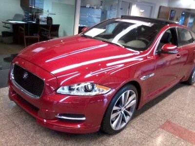 MIKEESAINT's profile picture. 