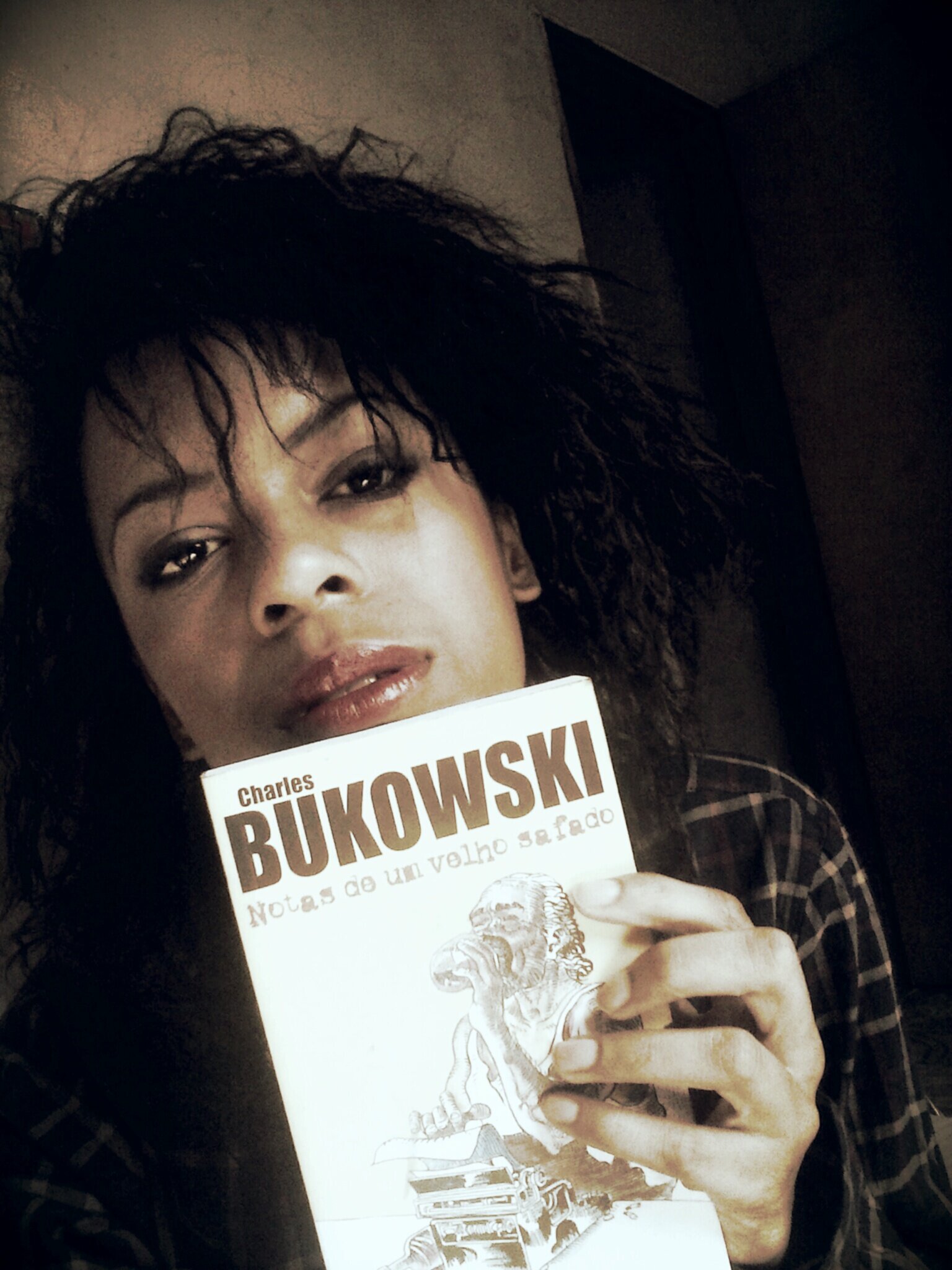 Thayamora09's profile picture. 