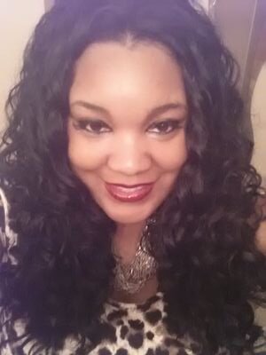 A triple threat amongst the masses: BEAUTY, BRAINS, and PERSONALITY :)