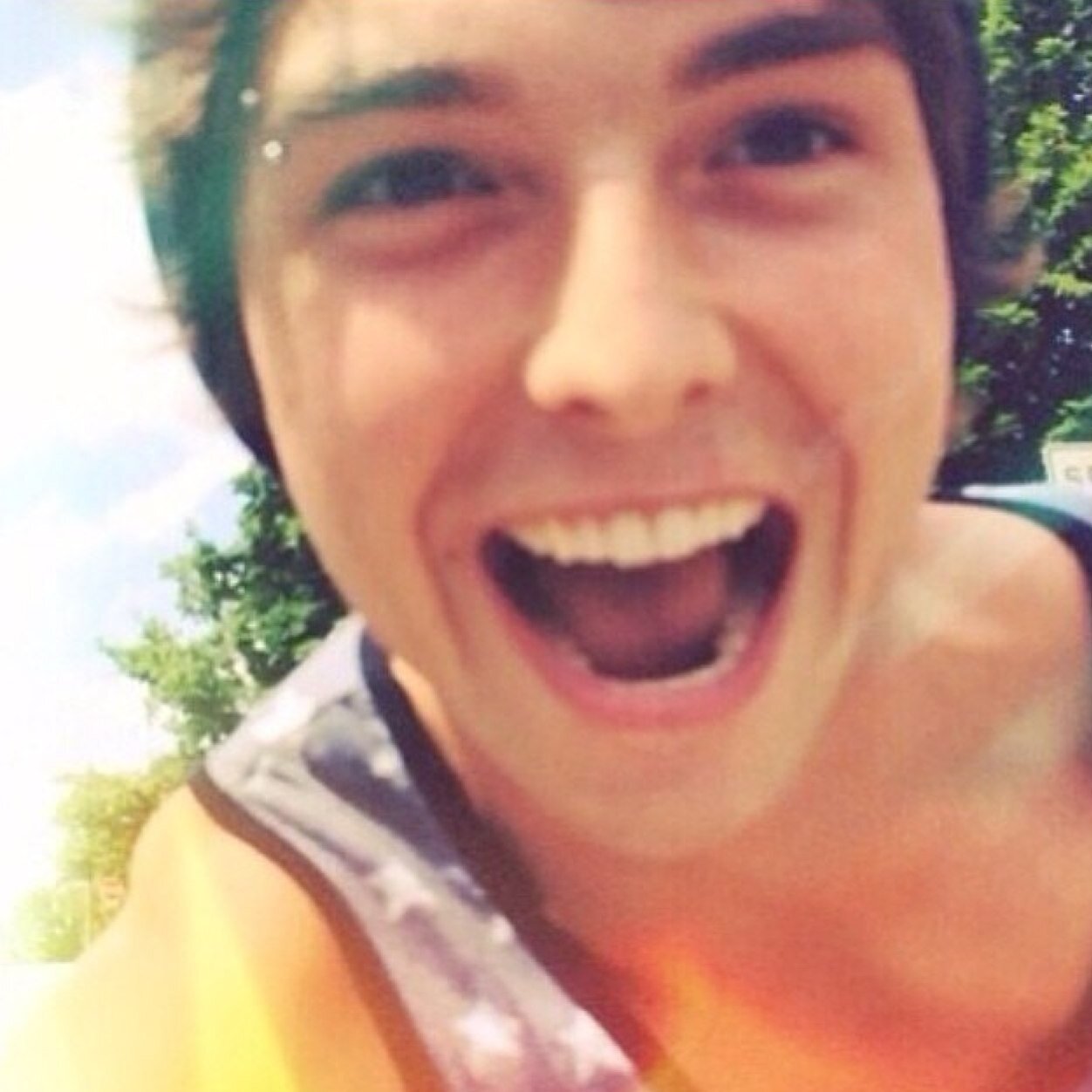 Emblemfevers's profile picture. Follow our instagram 'emblemfevers' ☾when all else fails, love will be there.