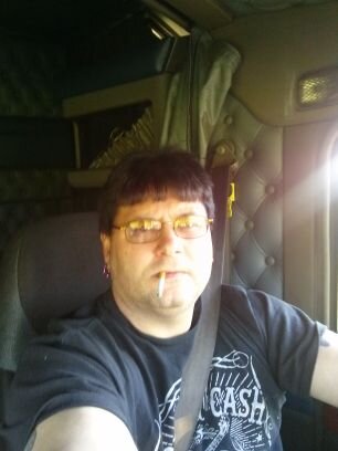 jamesepifer's profile picture. 20 years over the road driver....