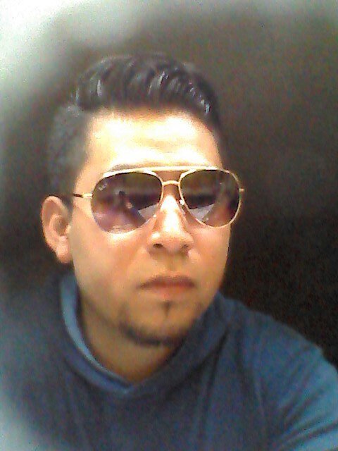 FEO FUERTE Y FORMAL Y LO MEJOR BUENA ONDA!! Q MAS KIERES