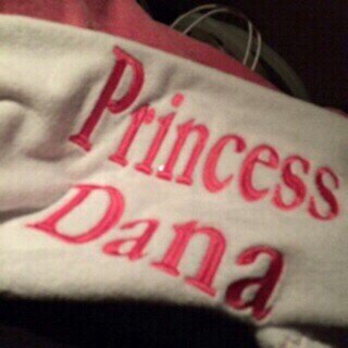 Danh_b's profile picture. 