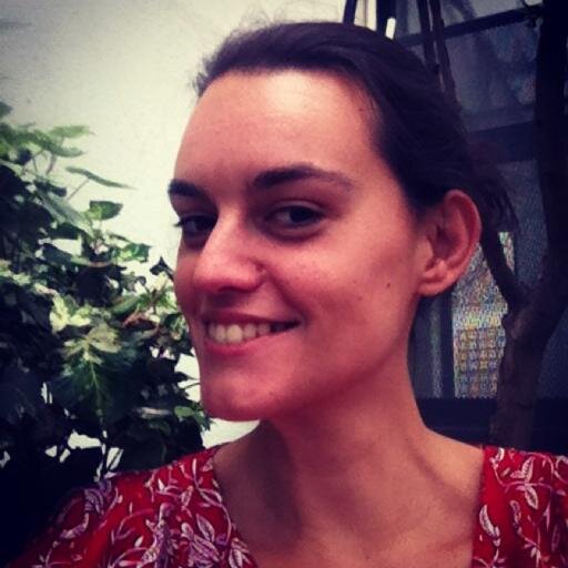 MaryConfetti's profile picture. Chica Multi-Disciplinar - Actriz de doblaje, Traductora, Colaboradora de Moda, Amante de la Música y Community Manager.