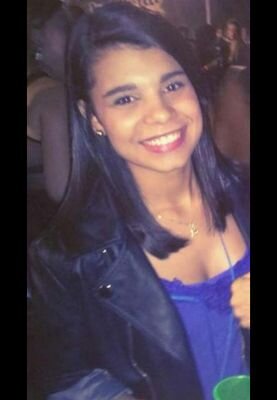 Se aprende a amar não quando se encontra a pessoa perfeita, e sim quando se aprende a crer na perfeição de uma pessoa imperfeita.