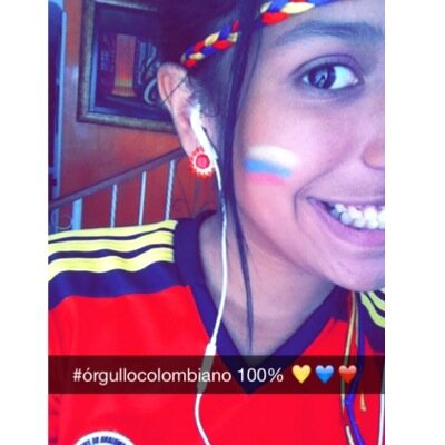 DIOS ♥  es lo primero en mi vida despues mi familia , amigos y tambien ONE DIRECTION , auqnue algunos digan que es un jobbie para mi ya es algo necesario :3 ∞