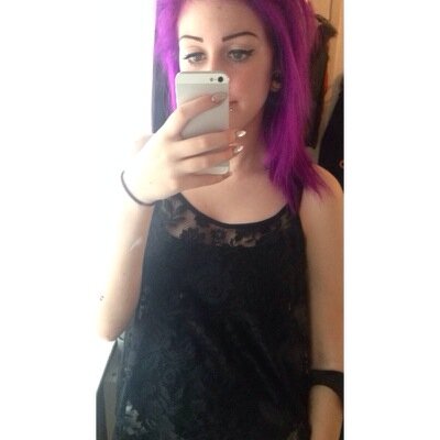 Piercings| college life| tattoos| marvel| music| single| hipchick| skaters... DM me