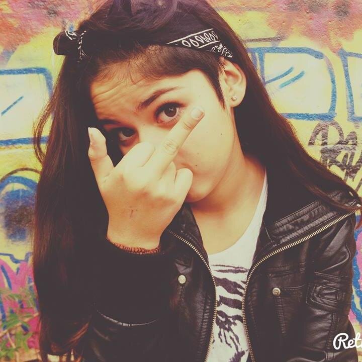 ValeDamariis's profile picture. Xoda3 Paramore/Youtube/