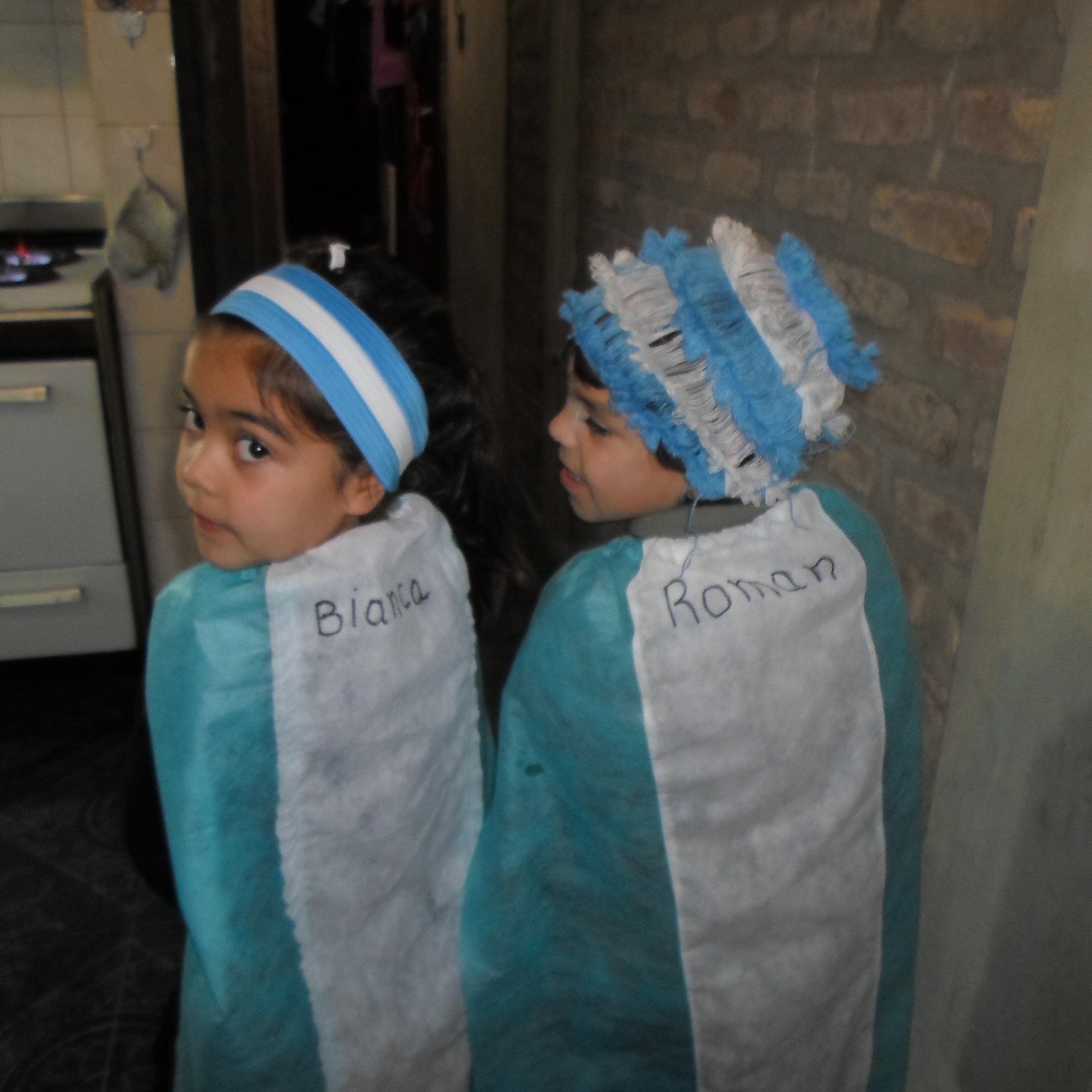 RominaMZA's profile picture. 