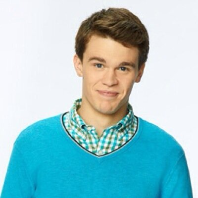 Sup, it's Garrett. I'm probably cleanest, neatest, germ-free, guy you'll ever meet. I also have a strong dislike of puzzles. (RP Not Peyton,he is @peytonpclark)