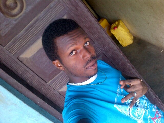 e_emakoq's profile picture. 