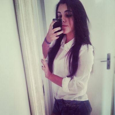 Sem aviso a vida dá, sem aviso a vida tira. Aproveite com prazer enquanto o amor ainda brilha.