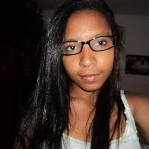 insta: @laurasantos_22