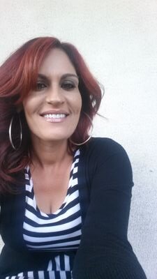 luv my family,  mama of 3 young men LIVESTRONG WHO DAT 4 LIFE