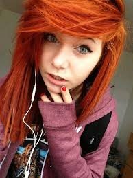 Hi im Sam my sissy  is @AmelianaDawson  im shy I am 18  taken by the sexy guy ever @LukcBrooksx back off he i s mine 7/5/14