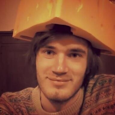 El youtuber más kawaii desu del universo (?
Félix Kalslolwp
I'M GOD BITCHES