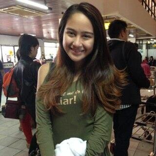 Welcome to Fanbase @Salshabilaa 10-5-14 || Always Support @Salshabilaa sampai kapanpun :)